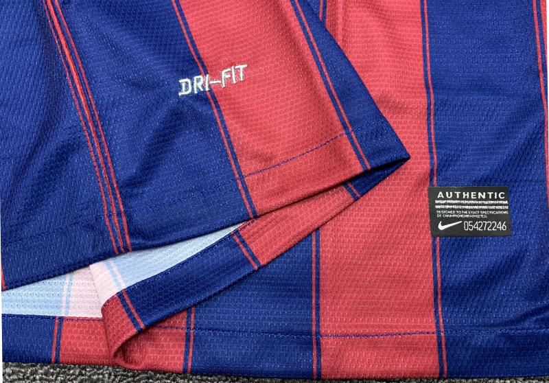 09/10 Barcelona Home