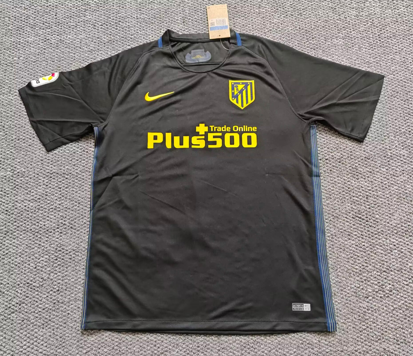 2016/17 Atletico Madrid Away