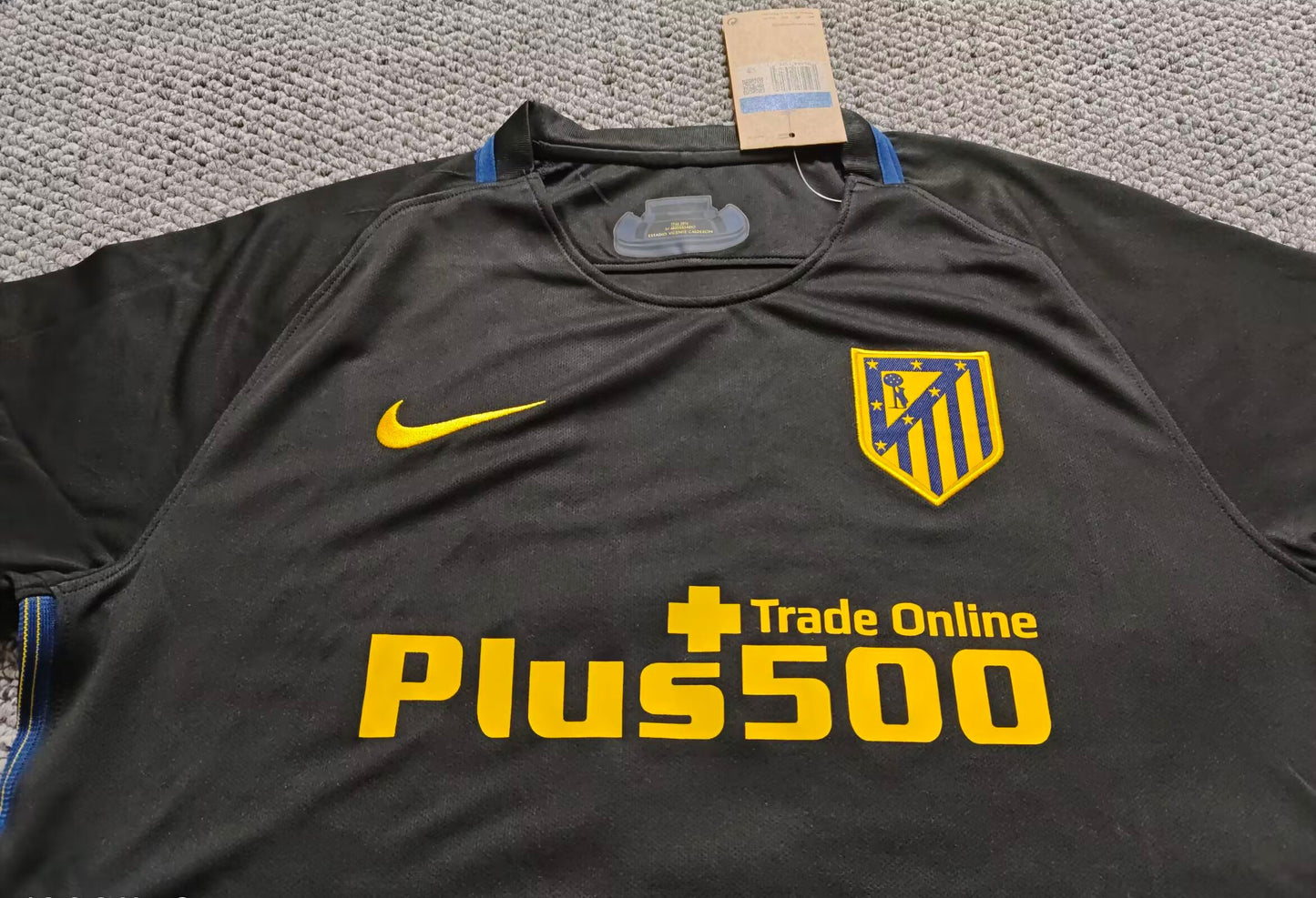 2016/17 Atletico Madrid Away
