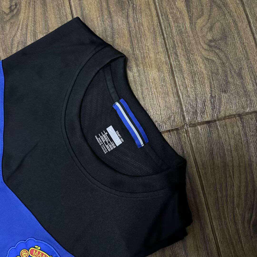 09/10 Manchester United Away Longsleeve