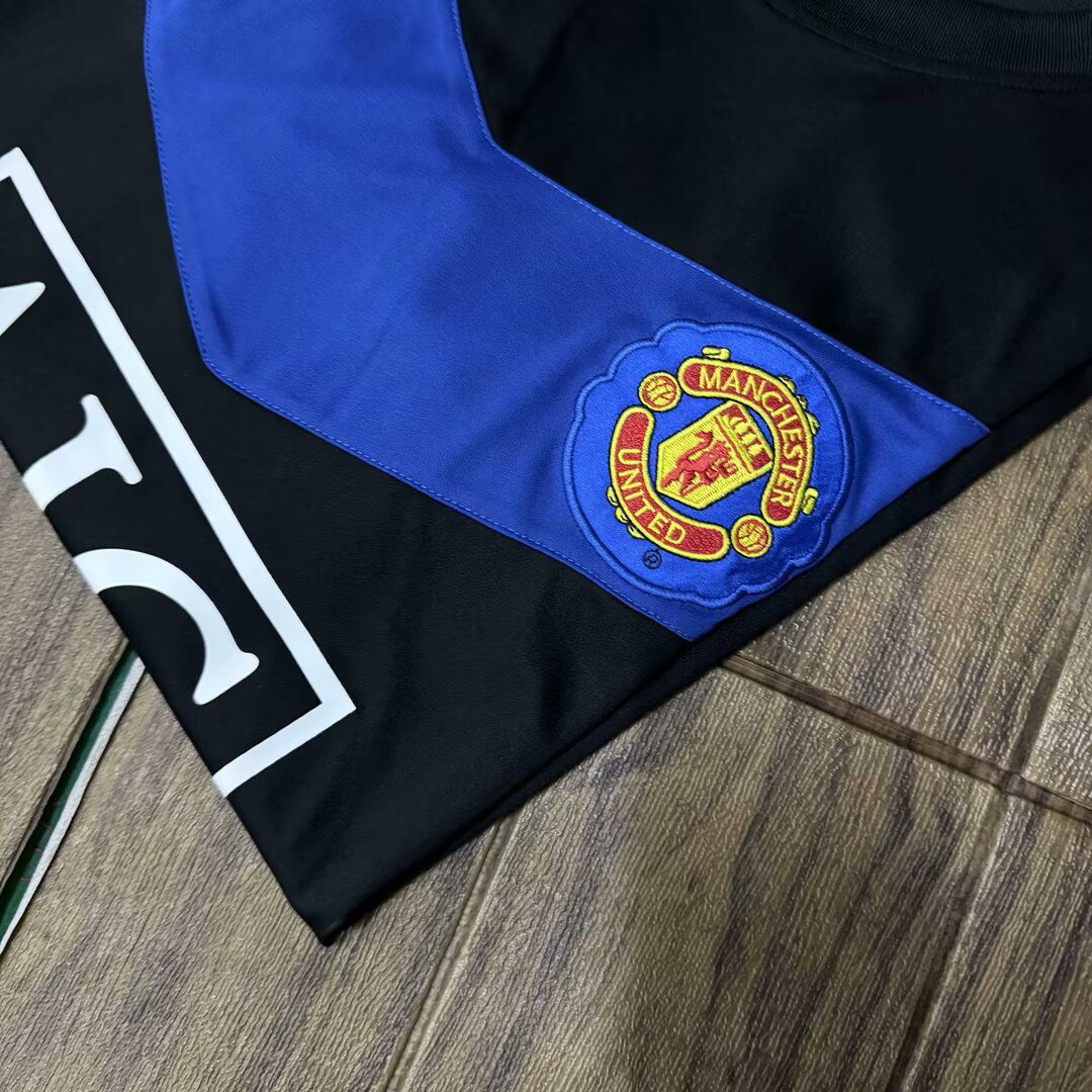 09/10 Manchester United Away Longsleeve