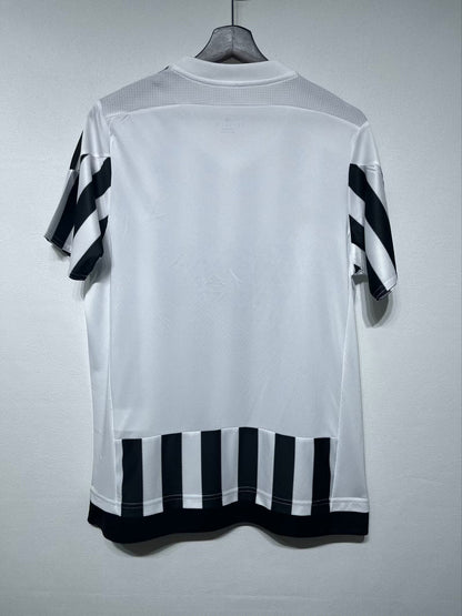 15/16 Juventus Home